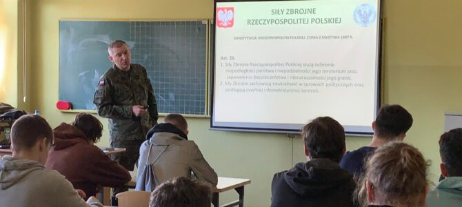 Prelekcja Wojskowej Komendy Uzupełnień z ZSZ nr 1